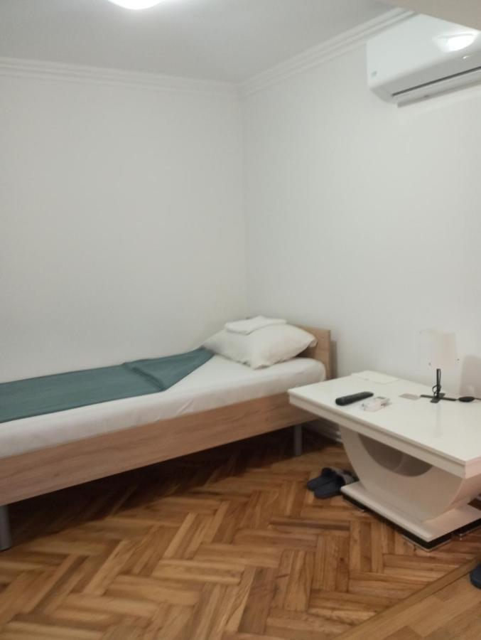 Airport Md Rooms 2 Belgrád Kültér fotó